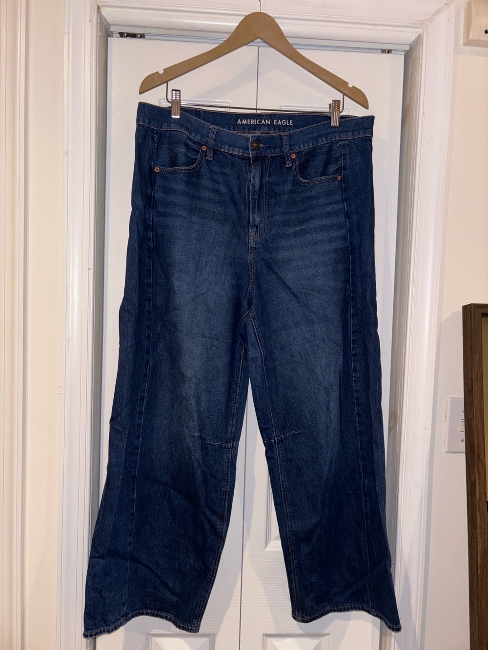 American Eagle Dreamy Drape Barrel Jeans – Size 12 - Picture 9 of 10